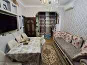 Продаётся 3-комн. вторичка 70 м², м. 20 января, photo 1 from 8
