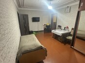 Satılır 2 otaqlı köhnə tikili 50 m², İnşaatçılar m., photo 1 from 8