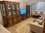 Satılır 4 otaqlı köhnə tikili 110 m², Əhmədli m., photo 1 from 8