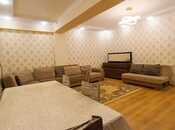 Сдаётся 2-комн. новостройка 80 м², м. Иншаатчылар, photo 1 from 8