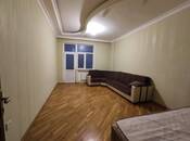 Сдается 3-комн. новостройка 147 м², м. Нефтчиляр, photo 1 from 8