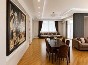 Satılır 6 otaqlı yeni tikili 240 m², 28 May m., photo 1 from 8