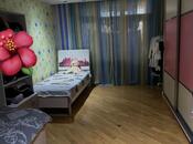 Продаётся 3-комн. вторичка 60 м², м. Низами, photo 3 from 6