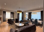 Satılır 4 otaqlı yeni tikili 231 m², 28 May m., photo 1 from 8