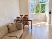 Продаётся 2-комн. вторичка 50 м², м. Иншаатчылар, photo 1 from 7