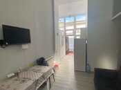 Продаётся 2-комн. вторичка 30 м², м. Низами, photo 2 from 8