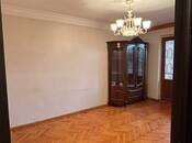 Satılır 3 otaqlı köhnə tikili 70 m², Bayıl q., photo 1 from 8