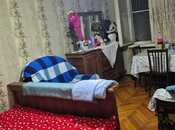Продается 1-комн. вторичка 38 м², м. Нефтчиляр, photo 1 from 8