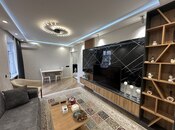 Продаётся 3-комн. вторичка 65 м², м. Ази Асланов, photo 2 from 8