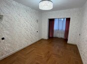 Satılır 4 otaqlı köhnə tikili 110 m², Xalqlar Dostluğu m., photo 3 from 8