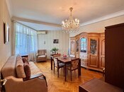 Satılır 3 otaqlı köhnə tikili 70 m², Nizami m., photo 3 from 8