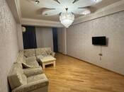 Сдается 3-комн. новостройка 120 м², м. Нефтчиляр, photo 1 from 8