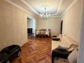 Satılır 2 otaqlı köhnə tikili 65 m², Azadlıq Prospekti m., photo 1 from 8
