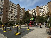 Продается 3-комн. вторичка 80 м², м. Иншаатчылар, photo 1 from 8