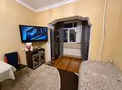 Satılır 3 otaqlı köhnə tikili 70 m², Yeni Günəşli q., photo 2 from 8