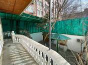Satılır 8 otaqlı həyət evi/bağ evi 450 m², Gənclik m., photo 4 from 8