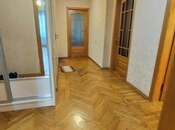 Satılır 3 otaqlı köhnə tikili 90 m², İnşaatçılar m., photo 6 from 8