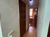 Satılır 2 otaqlı köhnə tikili 95 m², Qara Qarayev m., photo 5 from 8