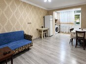 Продаётся 2-комн. вторичка 40 м², м. Элмляр Академиясы, photo 1 from 7