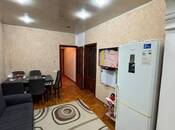 Продается 2-комн. вторичка 52 м², м. Азадлыг проспекти, photo 4 from 7