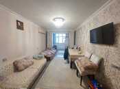 Продается 2-комн. вторичка 65 м², м. Азадлыг проспекти, photo 1 from 8
