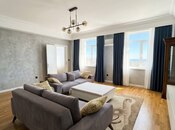 Сдаётся 3-комн. новостройка 100 м², м. Нефтчиляр, photo 1 from 8
