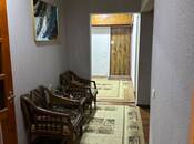 Satılır 5 otaqlı köhnə tikili 110 m², Yeni Günəşli q., photo 6 from 8
