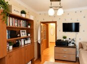 Продаётся 4-комн. вторичка 72 м², photo 2 from 8