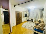 Продается 3-комн. вторичка 80 м², м. Азадлыг проспекти, photo 1 from 8
