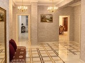 Продается 4-комн. новостройка 183 м², м. Элмляр Академиясы, photo 1 from 8