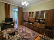 Satılır 2 otaqlı köhnə tikili 50 m², Nəsimi r., photo 2 from 8
