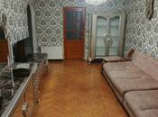 Satılır 3 otaqlı köhnə tikili 80 m², Nərimanov r., photo 1 from 8